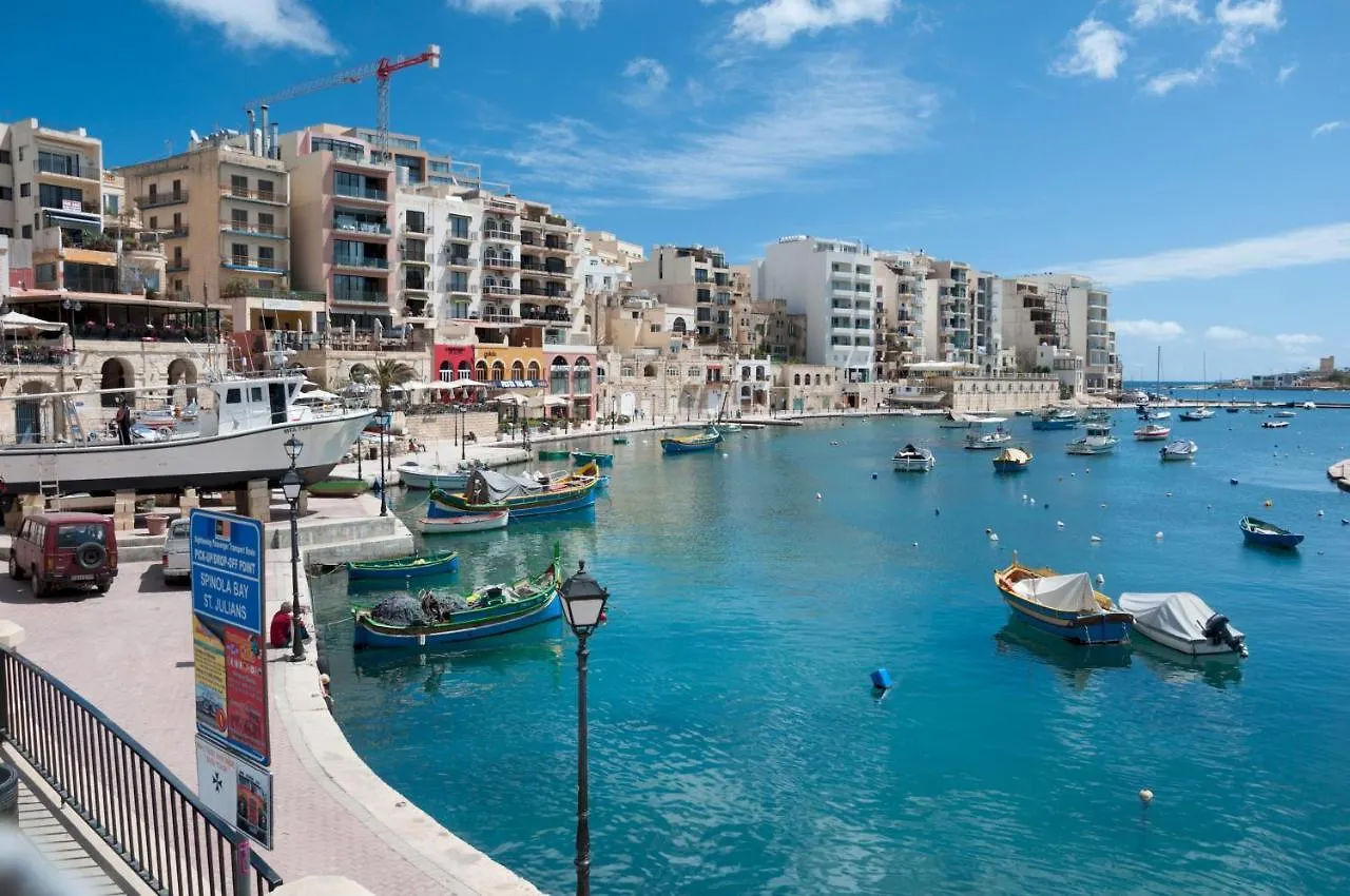 Luxury Apartment, Prime Location In St Julians Saint Julian's 아파트